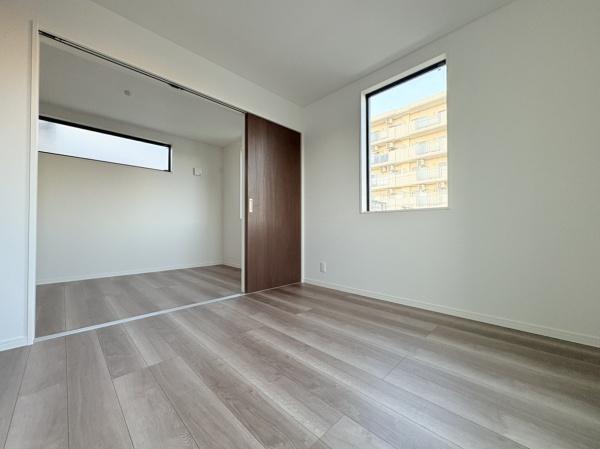【2号棟】藤沢市新築戸建　ビルドインガレージ　都市ガス