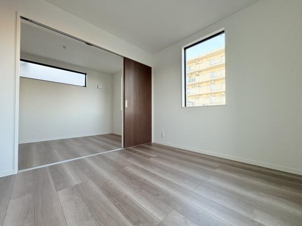 【2号棟】藤沢市新築戸建　ビルドインガレージ　都市ガス