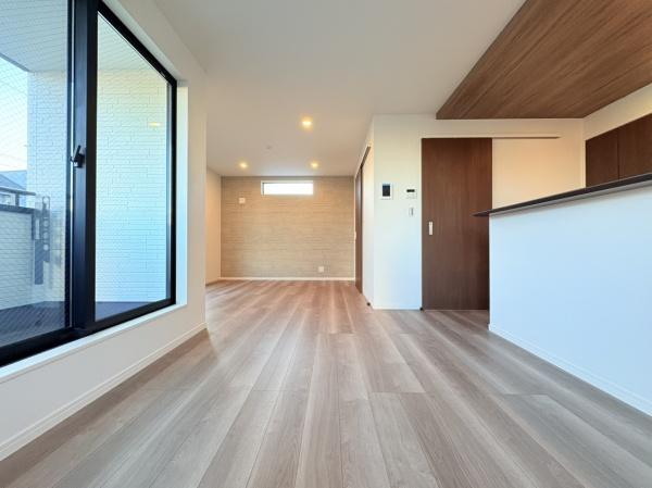 【2号棟】藤沢市新築戸建　ビルドインガレージ　都市ガス