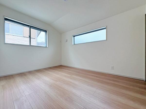 保土ケ谷区新築戸建パントリーWIC
