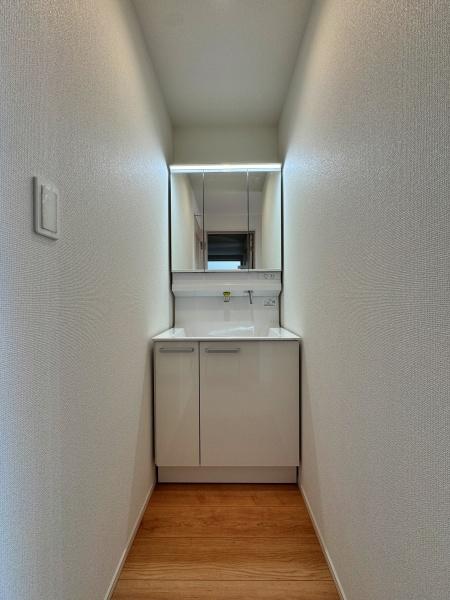 【B号棟】西区新築戸建ビルトイン車庫パントリー