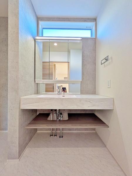 【1号棟】瀬谷区新築戸建2台駐車可和室吹抜