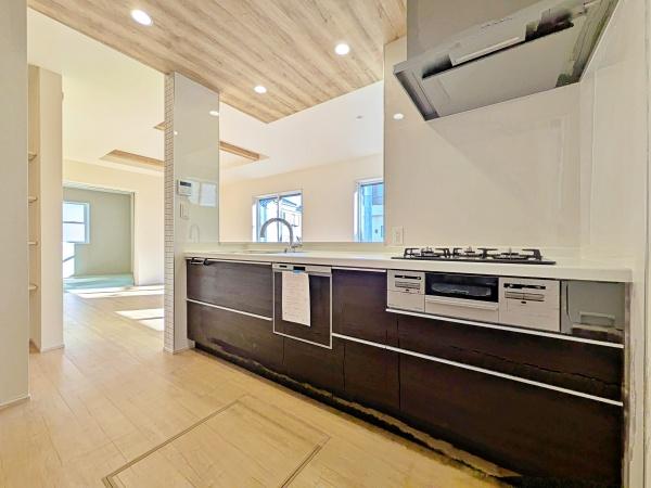 【1号棟】瀬谷区新築戸建2台駐車可和室吹抜