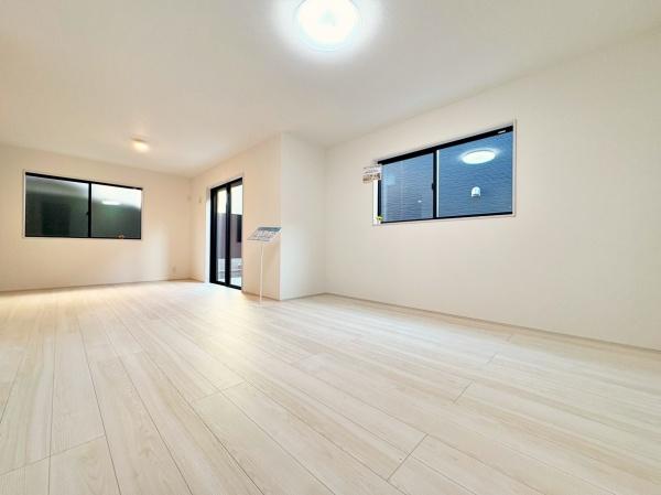 【3号棟】金沢区新築戸建カウンターキッチンLDK20帖