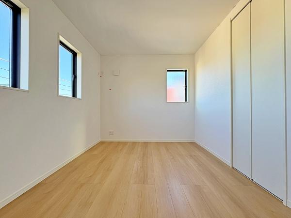 【1号棟】港南区新築戸建WICLDK18帖