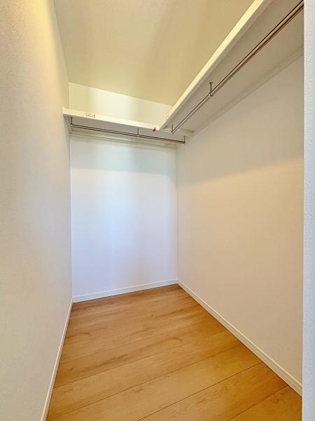 【1号棟】港南区新築戸建WICLDK18帖