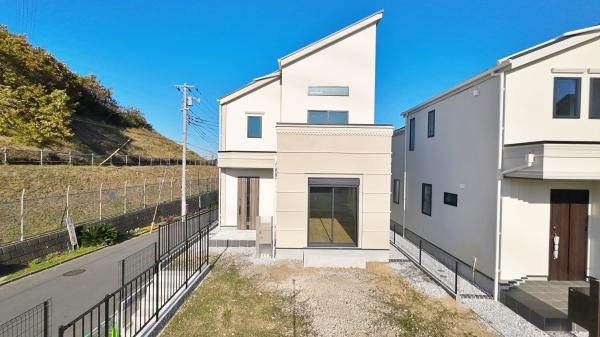 【1号棟】港南区新築戸建WICLDK18帖