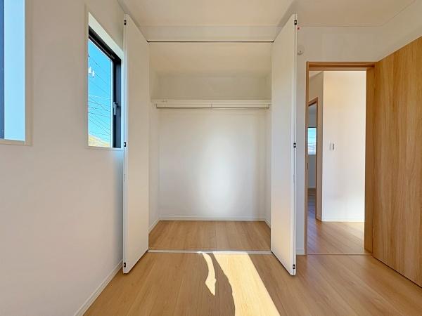 【1号棟】港南区新築戸建WICLDK18帖