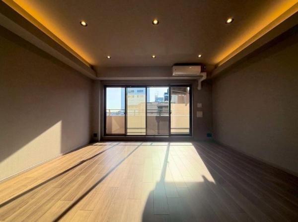 クリオ横浜西口弐番館【駅徒8分WIC】