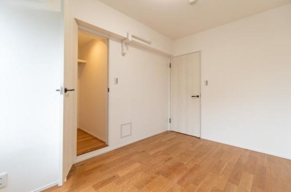 コスモ横浜鶴ヶ峰【徒9分南面バルコニー】