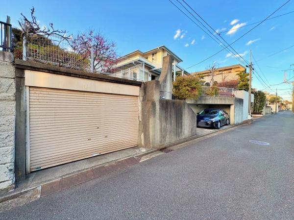神奈川区売地建築条件無し2台駐車可