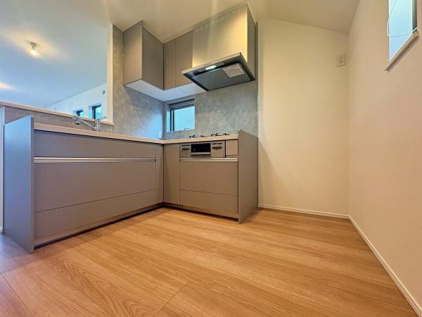 鶴見区新築戸建4LDK整形地駅徒歩12分