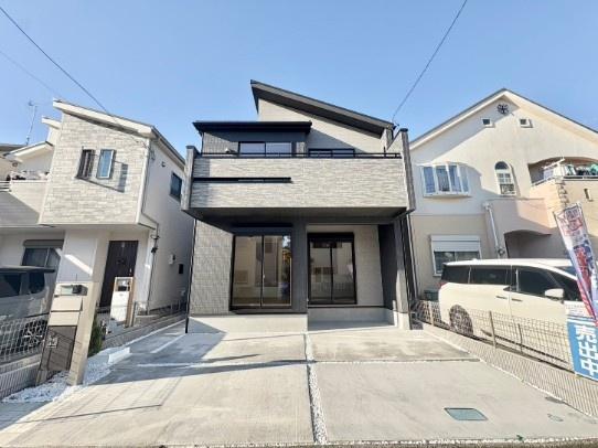 【1号棟】相模原市新築戸建2台駐車可LDK18帖吹抜