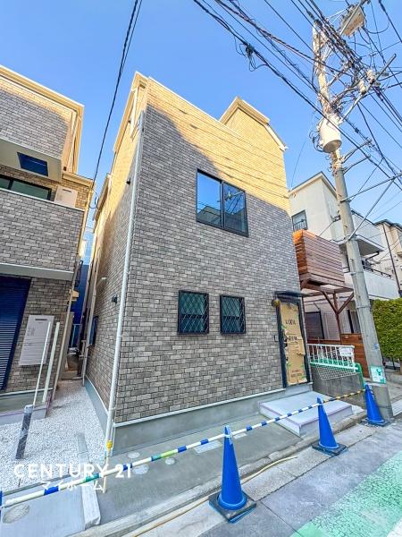 南区新築戸建南向き駅徒7分南面バルコニー