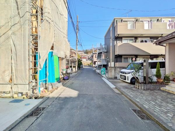 金沢区新築戸建勾配天井ロフト整形地陽当り・通風良好◎
