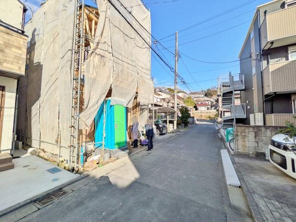 金沢区新築戸建勾配天井ロフト整形地陽当り・通風良好◎