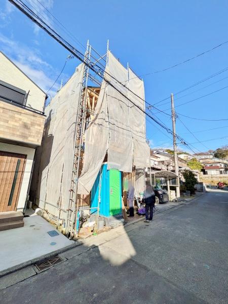 金沢区新築戸建勾配天井ロフト整形地陽当り・通風良好◎
