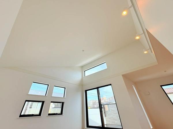 【1号棟】藤沢市新築戸建ビルトイン車庫SIC