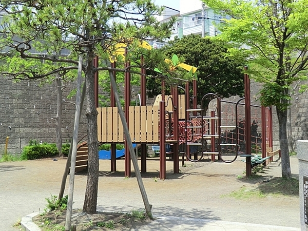 【4号棟】藤沢市新築戸建ビルトイン車庫(茅山公園)