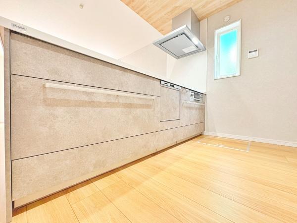 【1号棟】戸塚区新築戸建ルーバルパントリー