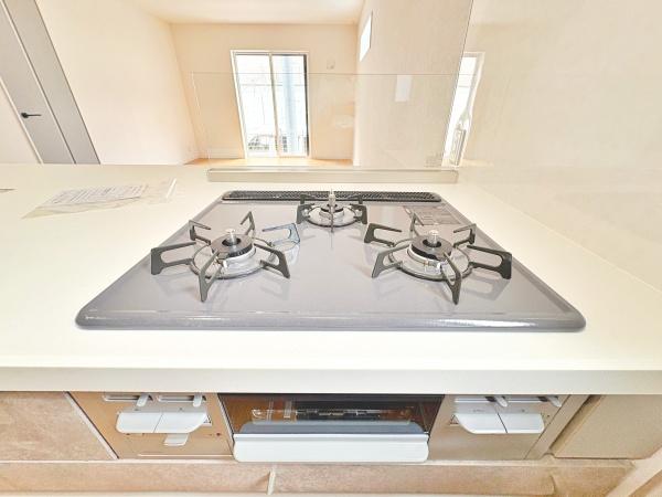 【1号棟】戸塚区新築戸建ルーバルパントリー