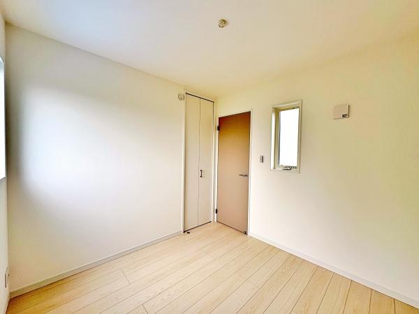 【2号棟】戸塚区新築戸建オープンクローゼットWIC