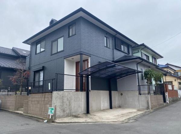 栄区中古戸建2台駐車可南面バルコニー