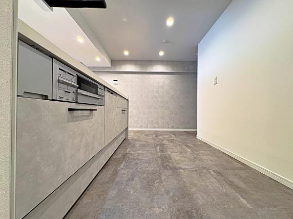 新山下ベイシティ６号棟