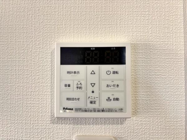 瀬谷区新築戸建LDK18帖2WIC3台駐車可SIC
