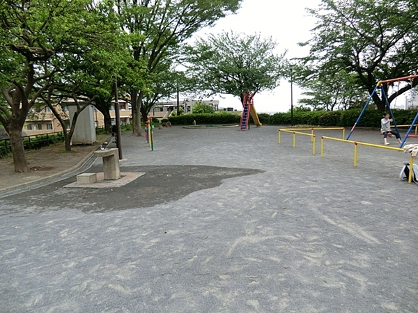 横浜市神奈川区新築戸建　宅配ボックス　ペニンシュラキッチン(立町みはらし公園)