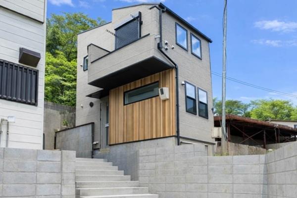横浜市神奈川区新築戸建 宅配ボックス ペニンシュラキッチン