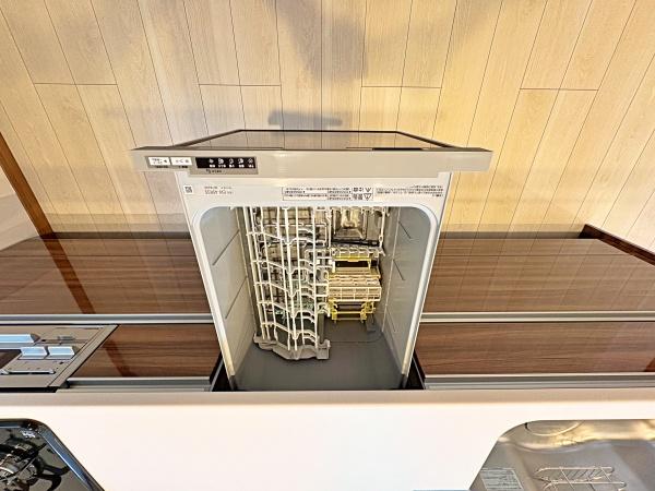 【B号棟】川崎市新築戸建ビルトイン車庫ロフト