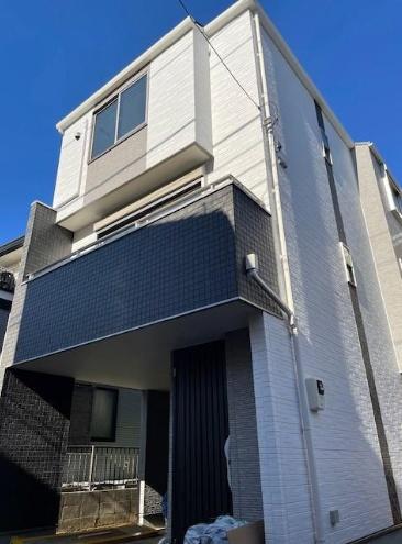 【B号棟】川崎市新築戸建ビルトイン車庫ロフト