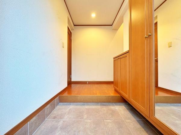 緑区中古戸建各居室収納有オール電化