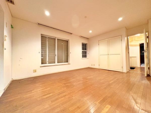 泉区中古戸建吹抜けロフトグルニエ