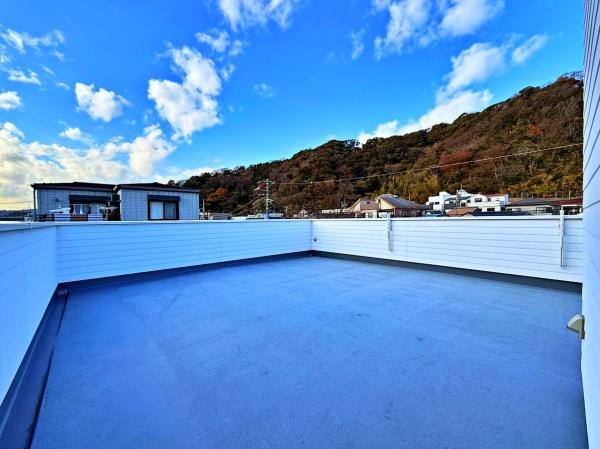 横須賀市新築戸建ルーバルビルトイン車庫
