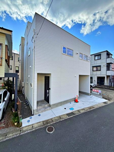横須賀市新築戸建ルーバルビルトイン車庫