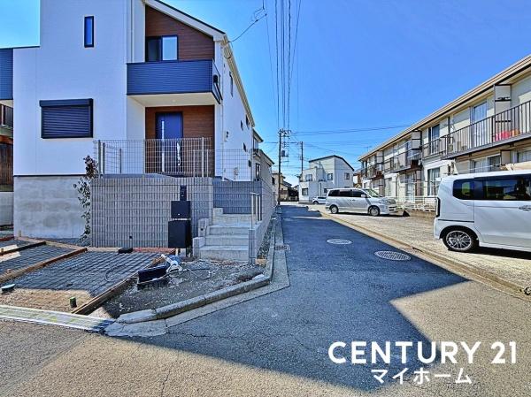 【1号棟】瀬谷区新築戸建3台駐車可LDK20帖WIC