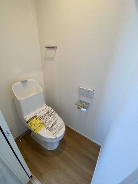 【2号棟】大和市新築戸建カースペース2台勾配天井