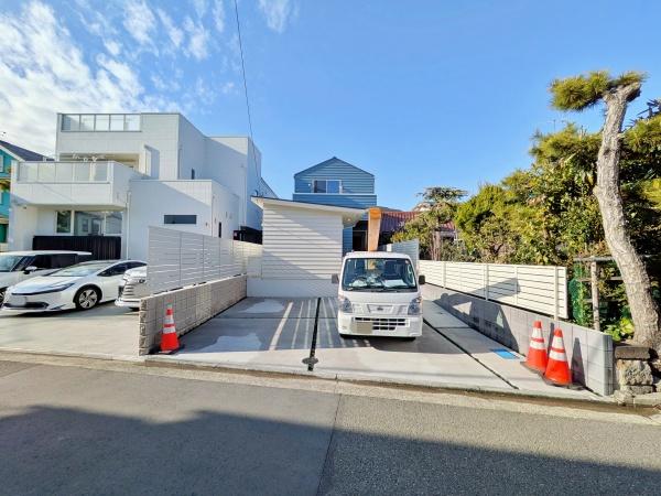 藤沢市新築戸建2台駐車可吹抜けバイクガレージ