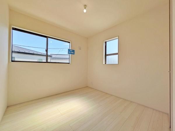 【9号棟】大和市新築戸建2台駐車可LDK18帖WIC