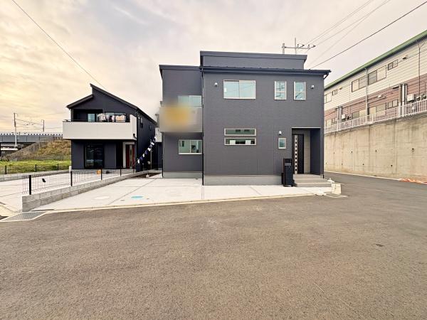 【9号棟】大和市新築戸建2台駐車可LDK18帖WIC