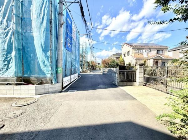【4号棟】茅ヶ崎市新築戸建駐車場あり吹抜け