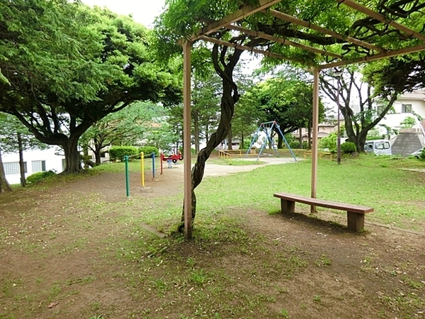 横浜市緑区長津田町の中古一戸建て(つくし野藤児童公園)