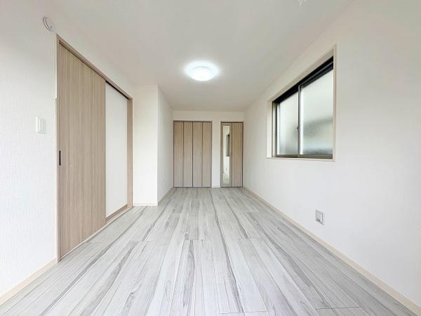 【1号棟】港北区新築戸建LDK18帖以上納戸
