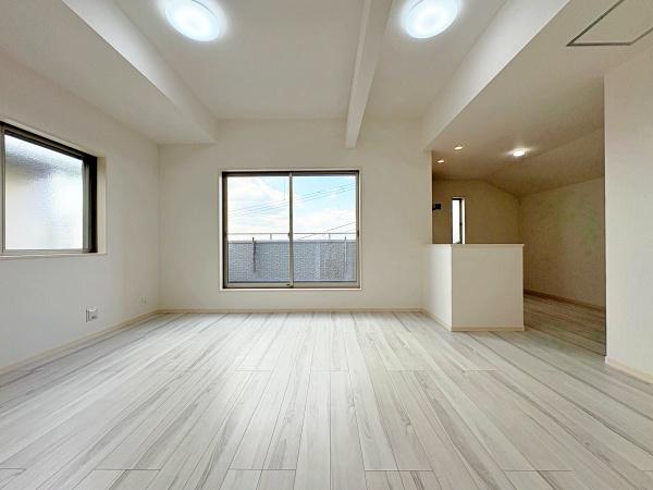 【1号棟】港北区新築戸建LDK18帖以上納戸