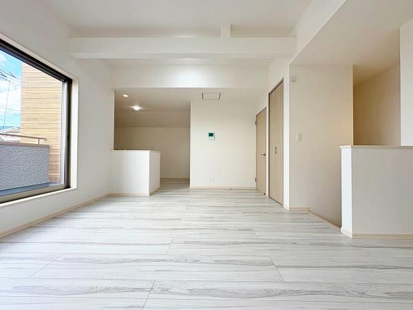 【1号棟】港北区新築戸建LDK18帖以上納戸
