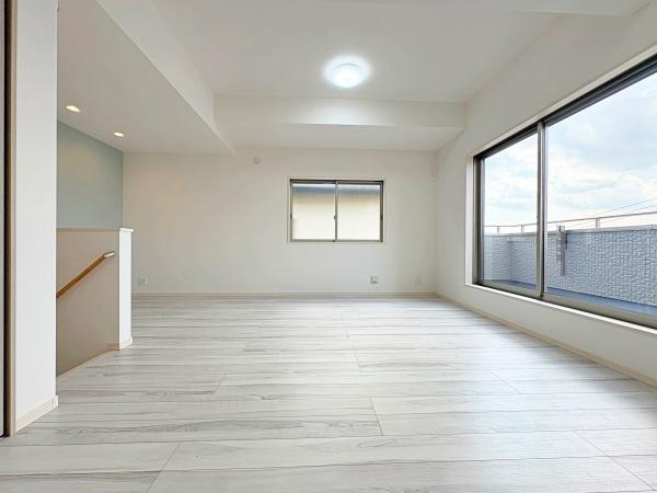 【1号棟】港北区新築戸建LDK18帖以上納戸