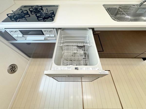 藤沢市鵠沼神明４丁目の中古一戸建て