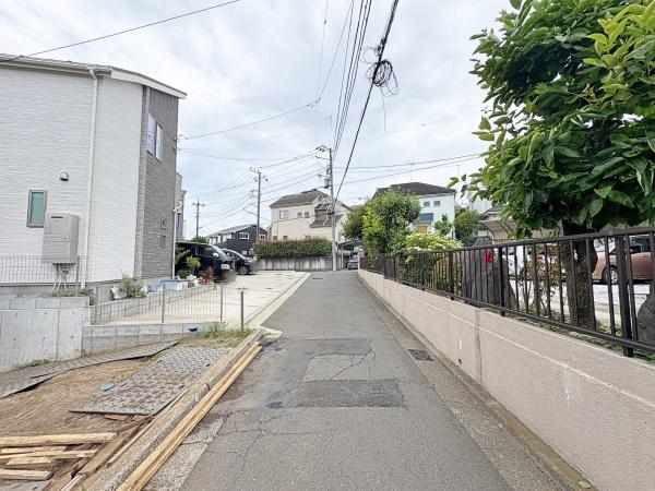 【2号棟】保土ヶ谷区新築戸建2台駐車可吹抜